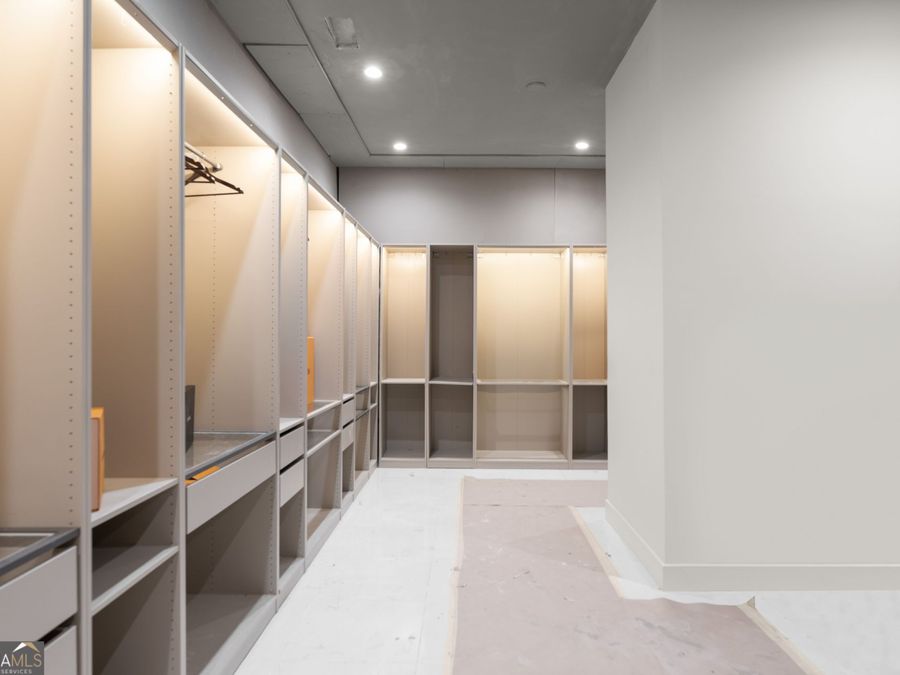 Property Image 100
