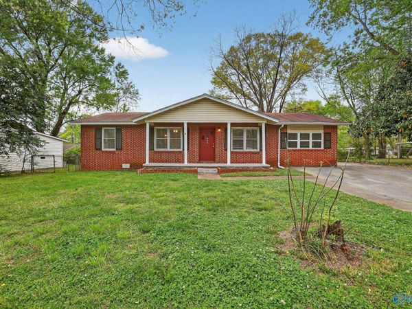 604 Murray Road NW, Huntsville, AL 35811
