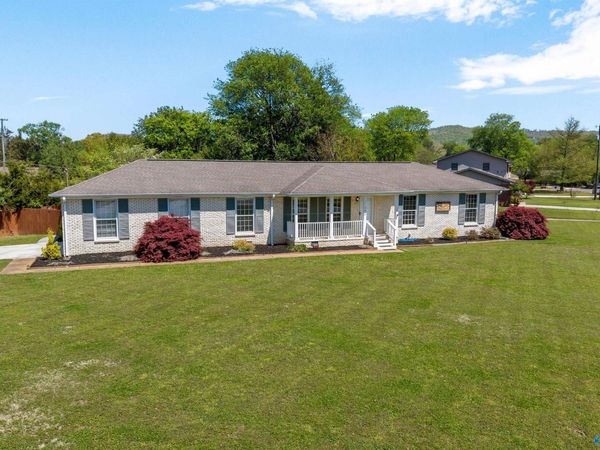 7219 Hickory Hill Lane, Huntsville, AL 35802