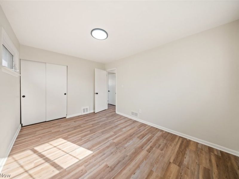 5850 Doris Drive, Brook Park, OH 44142 Photo 20