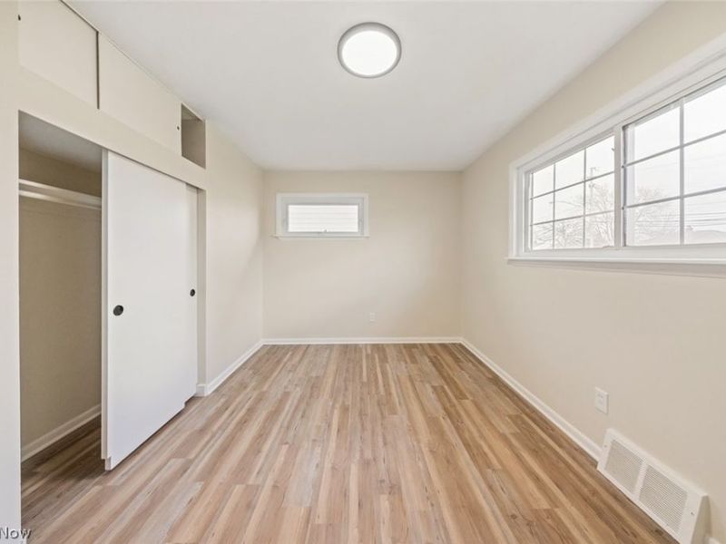 5850 Doris Drive, Brook Park, OH 44142 Photo 22