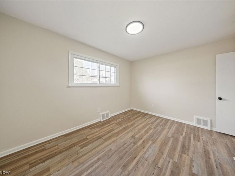 5850 Doris Drive, Brook Park, OH 44142 Photo 25