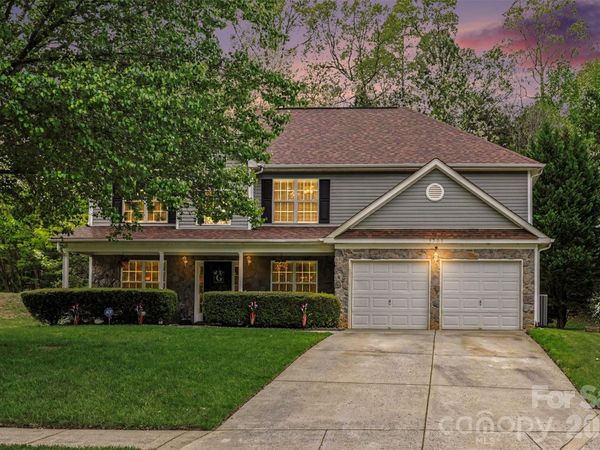 4905 Eagle Creek Drive, Charlotte, NC 28269