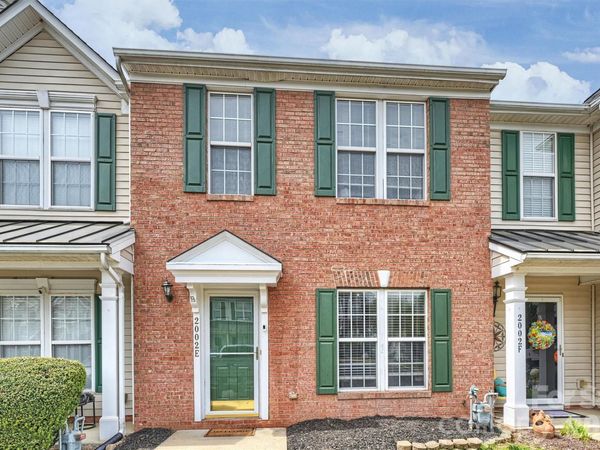 2002 Cramerton Village Drive , Cramerton, NC 28032