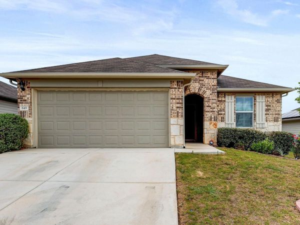 849 Gerardia CT, Seguin, TX 78155