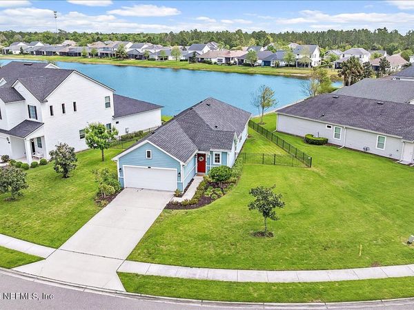 553 VISTA LAKE Circle, Ponte Vedra, FL 32081