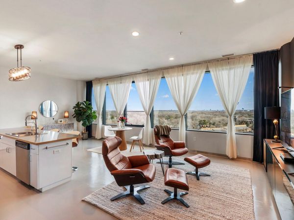 5601 Smetana Drive, Unit 1012, Minnetonka, MN 55343