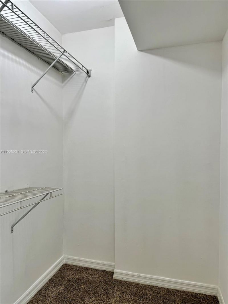 2780 NE 183rd St, Unit 2012, Aventura, FL 33160 Photo