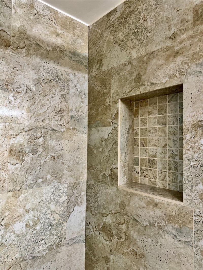 2780 NE 183rd St, Unit 2012, Aventura, FL 33160 Photo