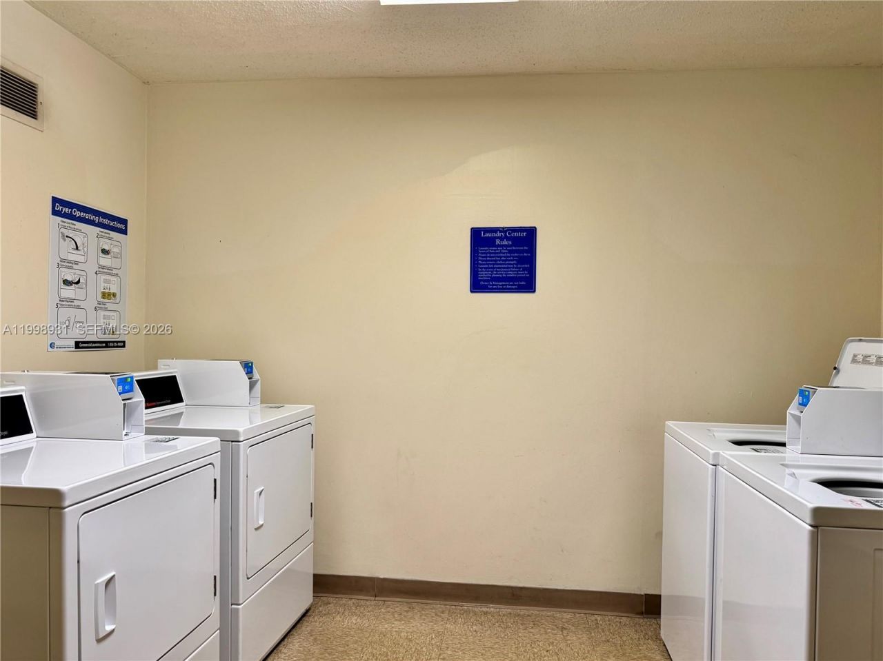 2780 NE 183rd St, Unit 2012, Aventura, FL 33160 Photo