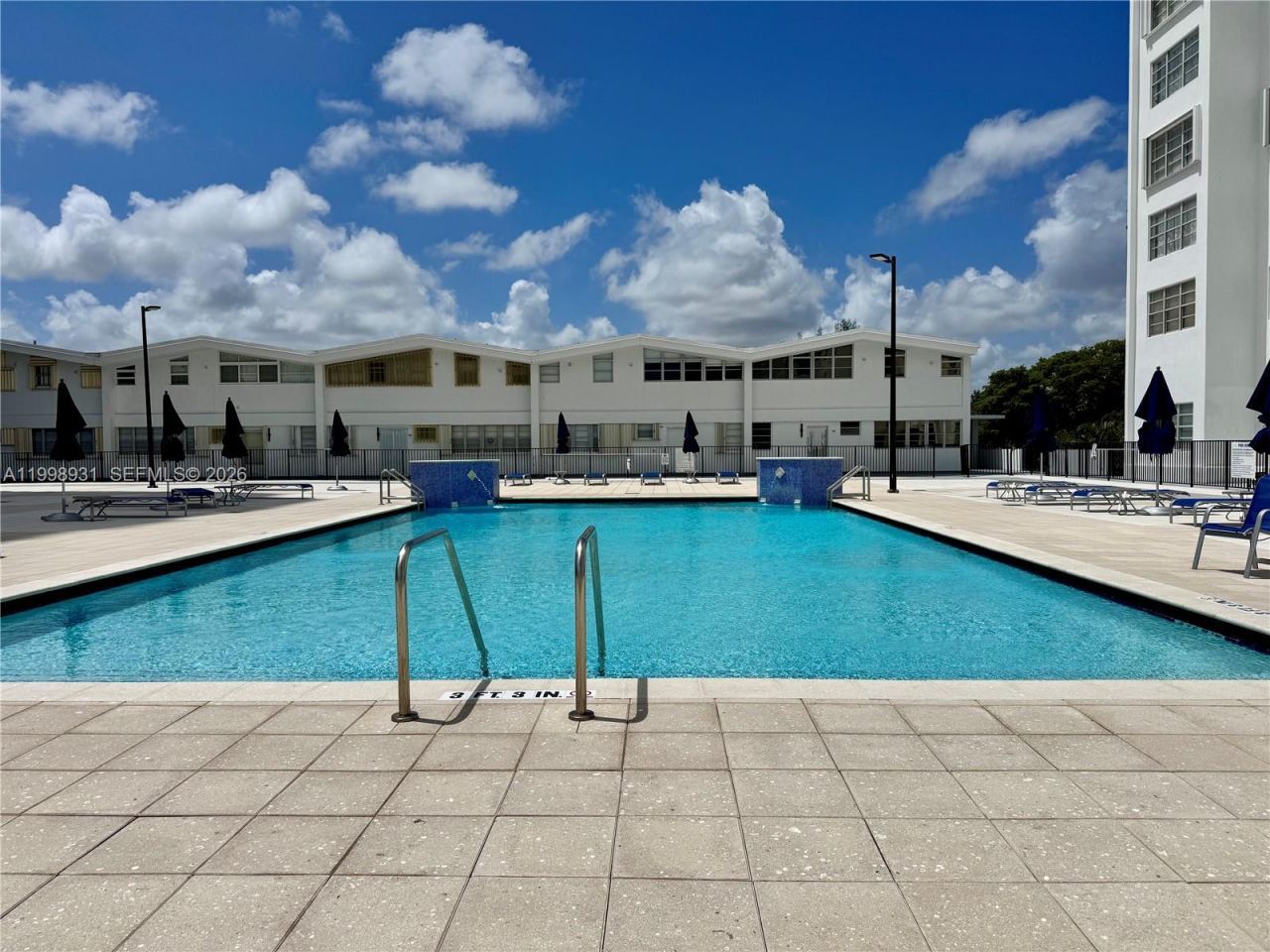 2780 NE 183rd St, Unit 2012, Aventura, FL 33160 Photo