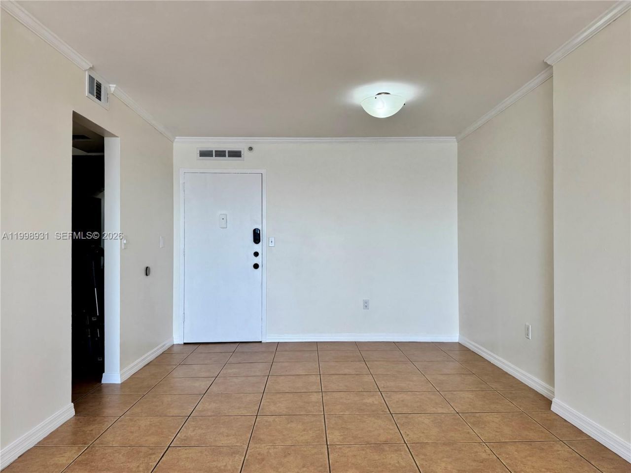 2780 NE 183rd St, Unit 2012, Aventura, FL 33160 Photo