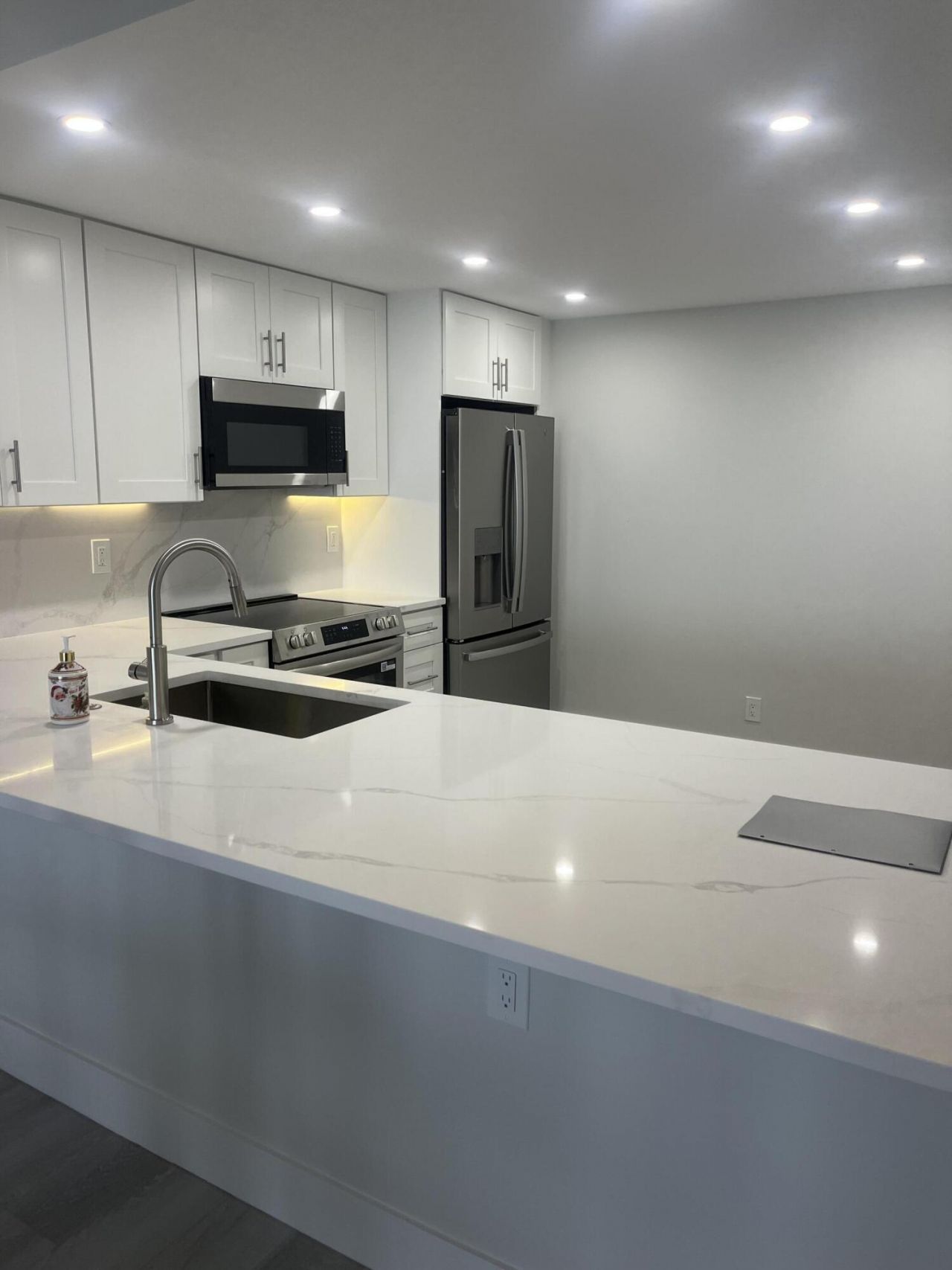 5100 N Ocean Boulevard, Unit 502, Lauderdale by the Sea, FL 33308 Photo