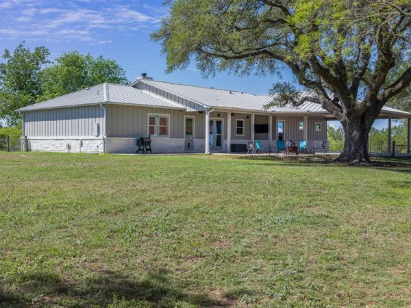 2345 Frank RD, La Grange, TX 78945