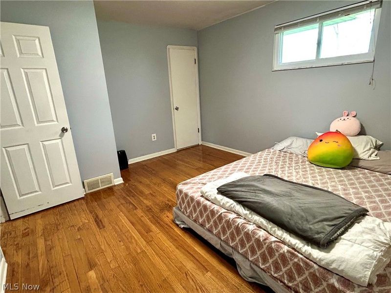 8945 Big Creek Parkway, Strongsville, OH 44149 Photo 9