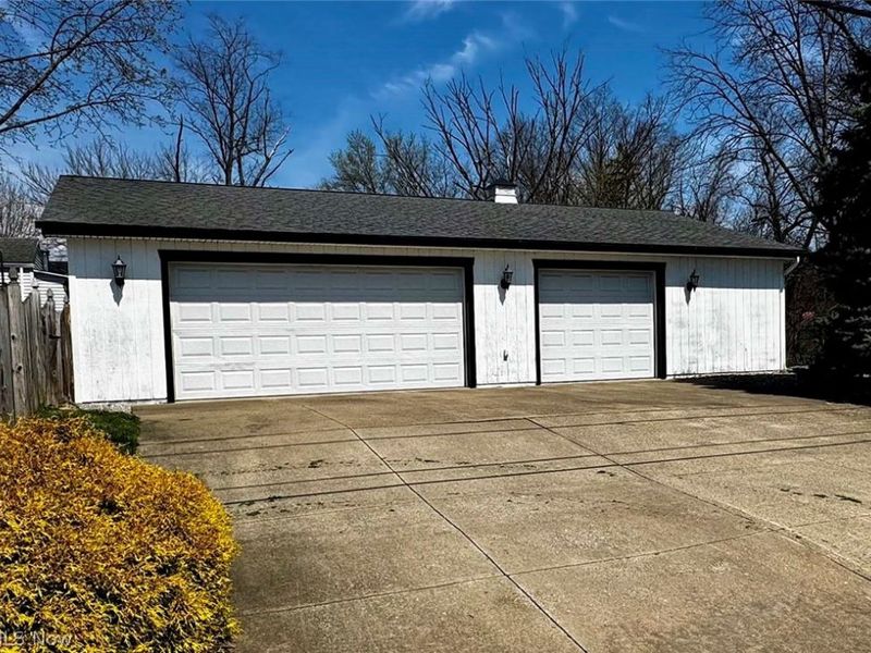 191 9th Street NE, Barberton, OH 44203 Photo 2