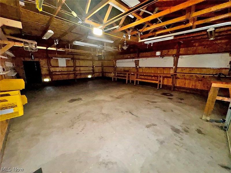 191 9th Street NE, Barberton, OH 44203 Photo 8