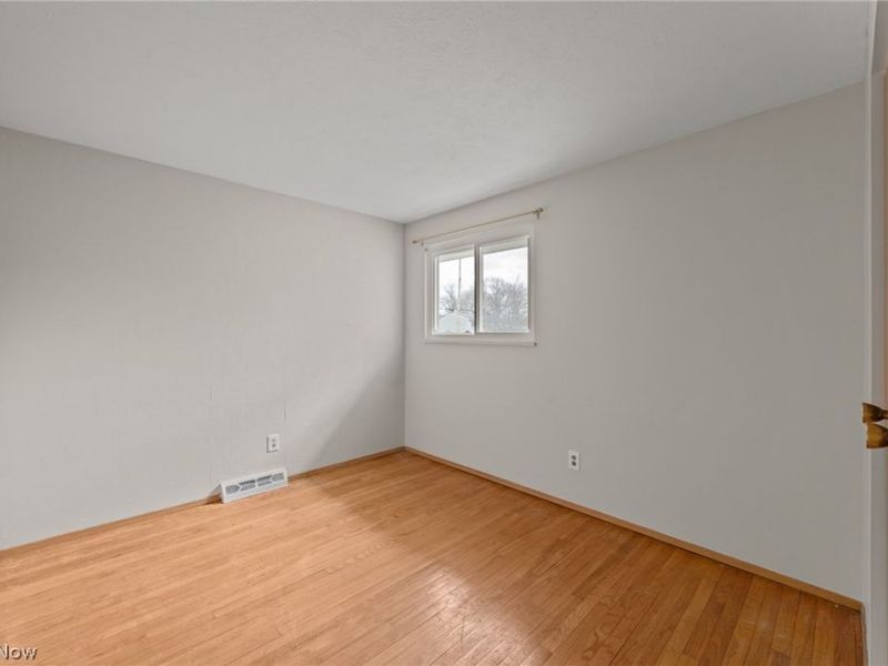 6516 Glenallen Avenue, Solon, OH 44139 Photo 28