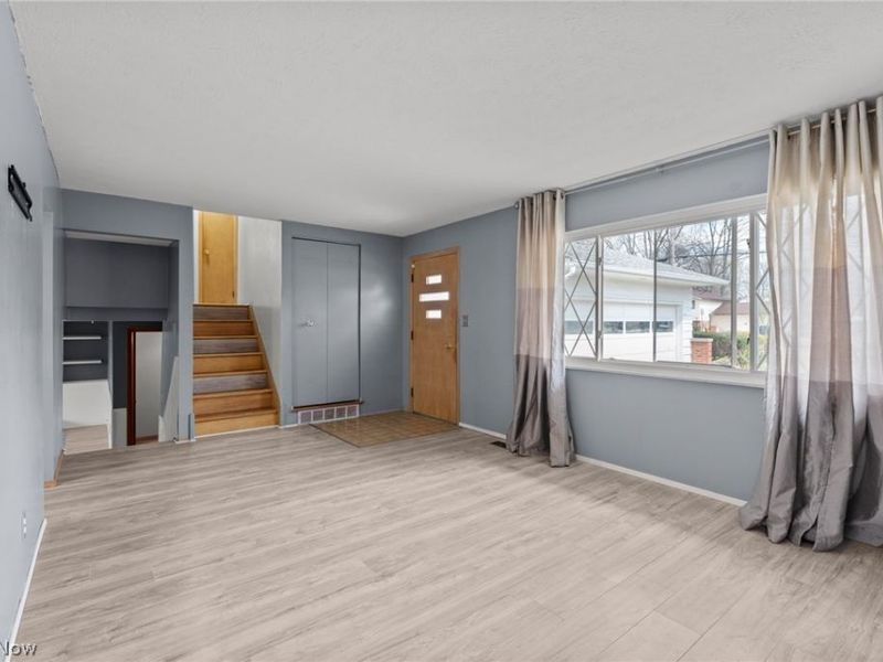 6516 Glenallen Avenue, Solon, OH 44139 Photo 3