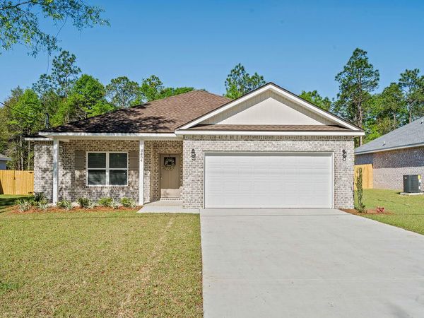 3804 Golden Acres Circle, Crestview, FL 32539