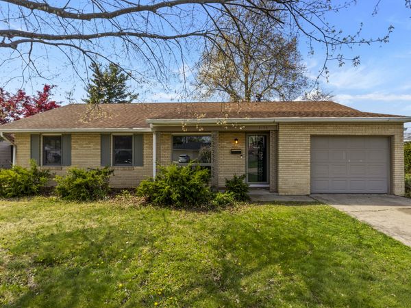 2130 Westline Drive, Columbus, IN 47203