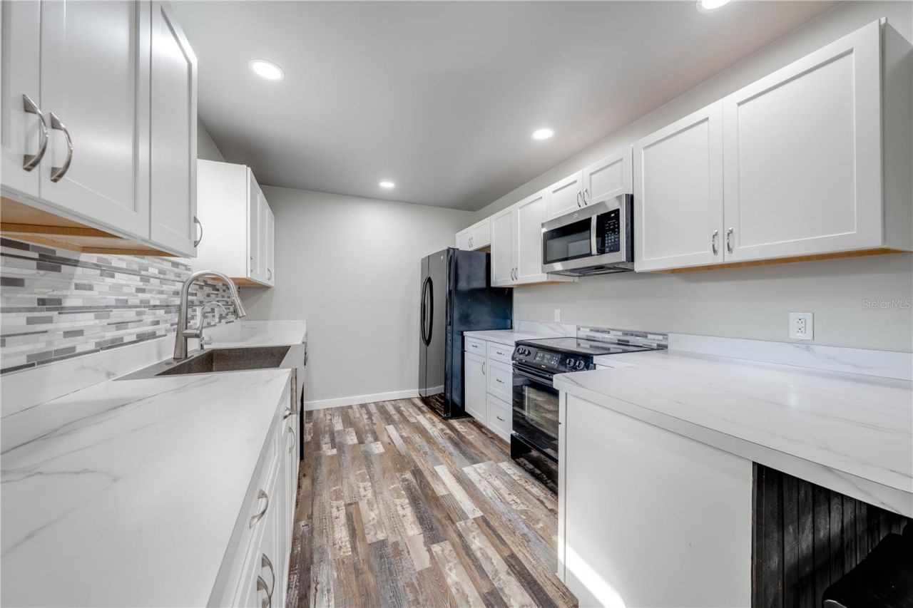 150 N Post Office Rd , Kenansville, FL 34739 Photo