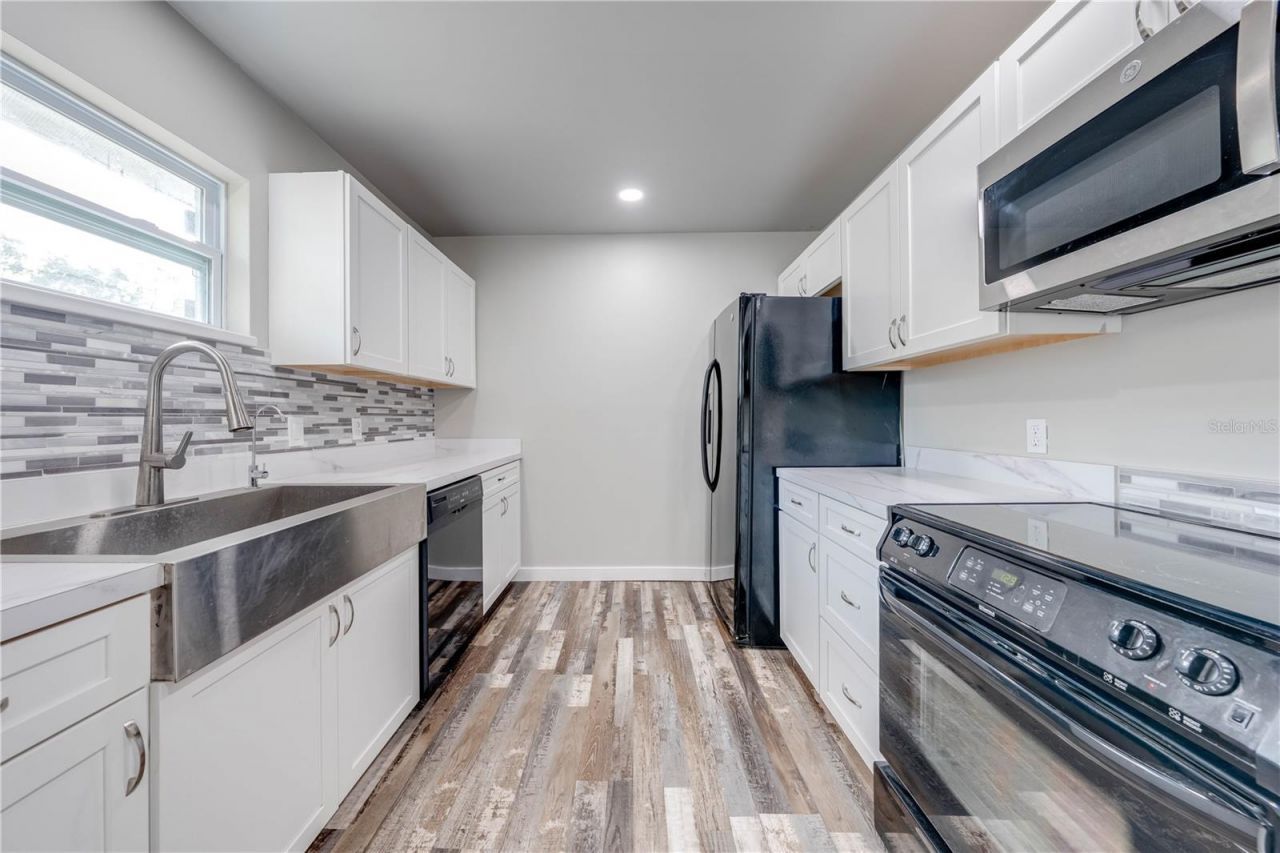 150 N Post Office Rd , Kenansville, FL 34739 Photo