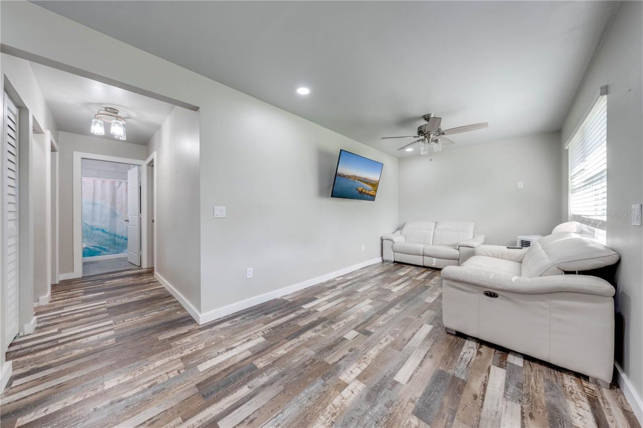 150 N Post Office Rd , Kenansville, FL 34739 Photo