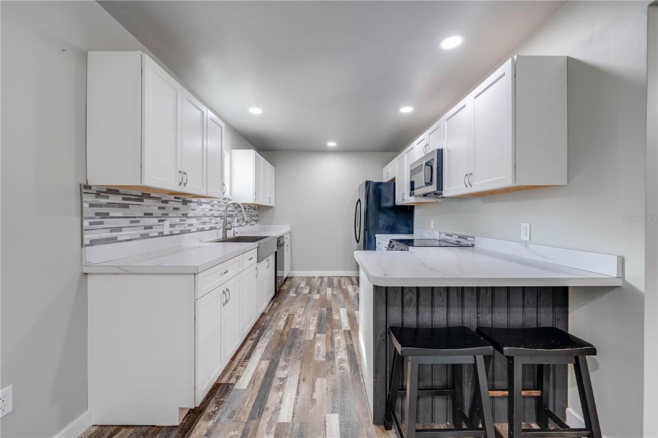 150 N Post Office Rd , Kenansville, FL 34739 Photo