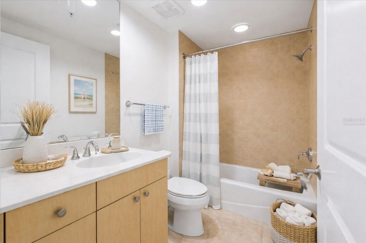 50 Central Ave, Unit 16-C, Sarasota, FL 34236 Photo