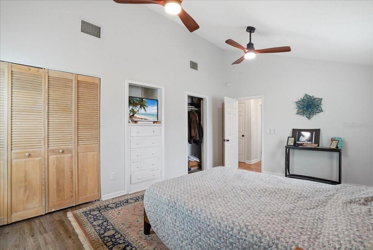 130 86th Terrace, Treasure Island, FL 33706 Photo