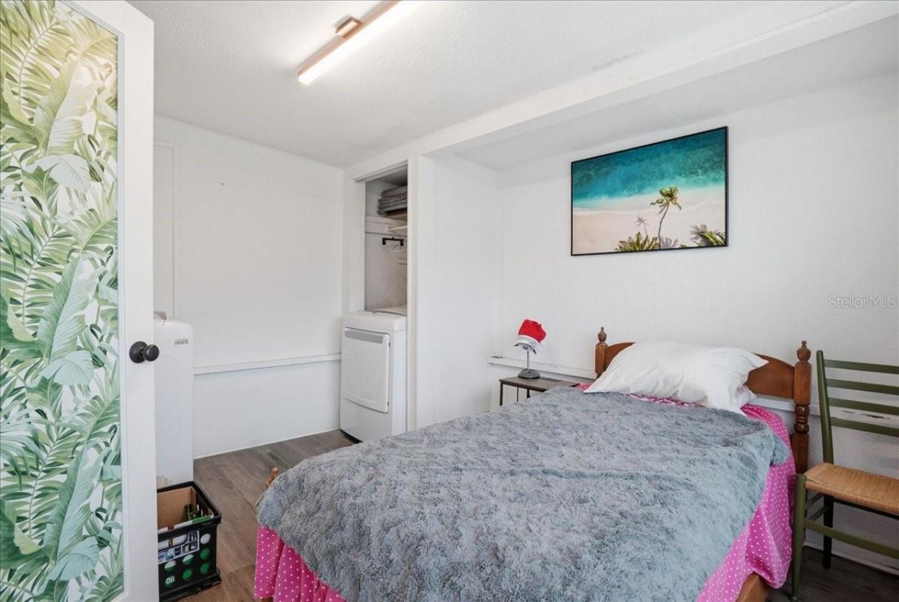 130 86th Terrace, Treasure Island, FL 33706 Photo