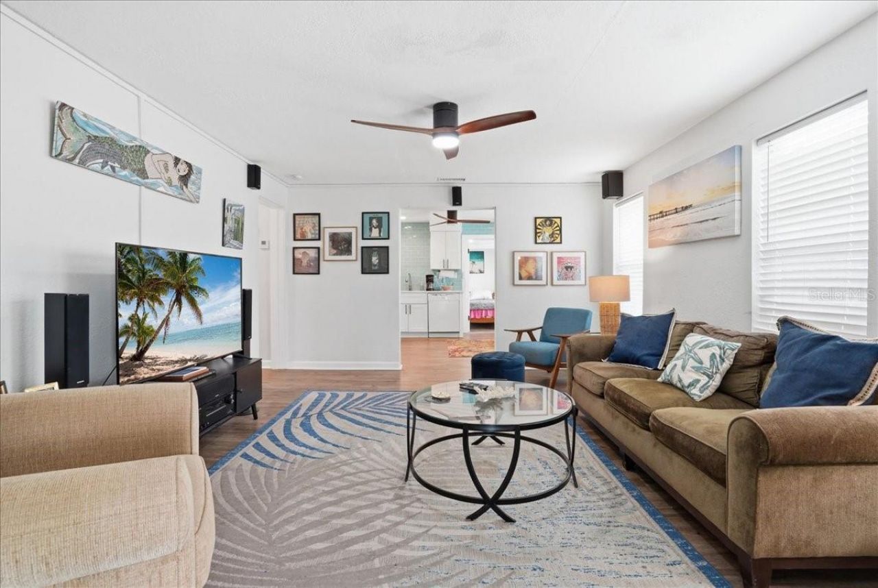 130 86th Terrace, Treasure Island, FL 33706 Photo