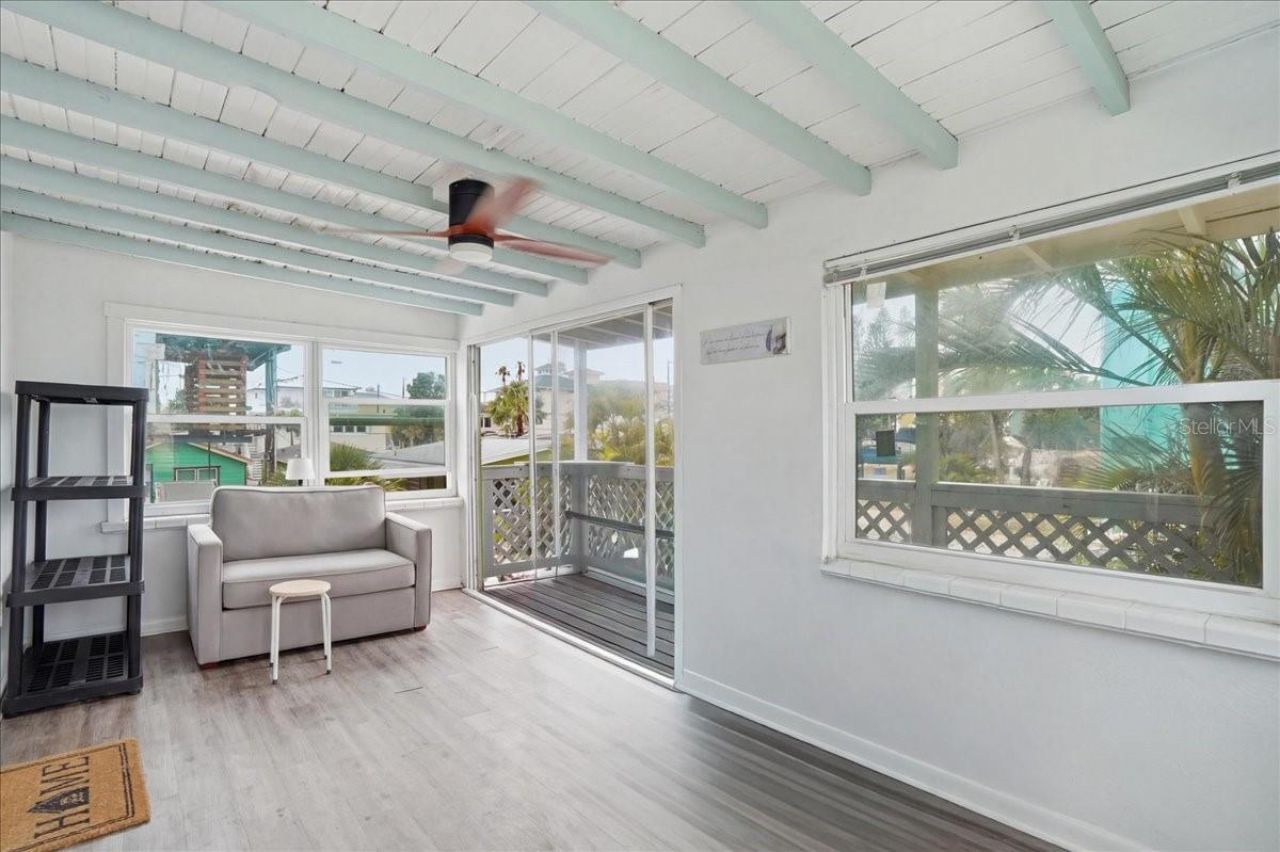 130 86th Terrace, Treasure Island, FL 33706 Photo