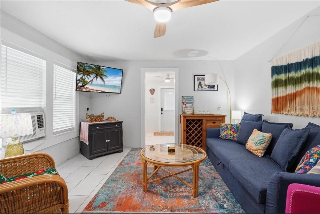 130 86th Terrace, Treasure Island, FL 33706 Photo