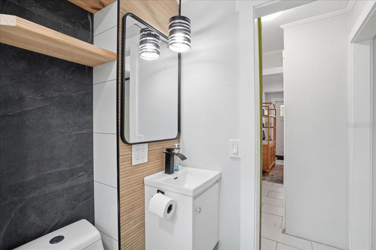 130 86th Terrace, Treasure Island, FL 33706 Photo