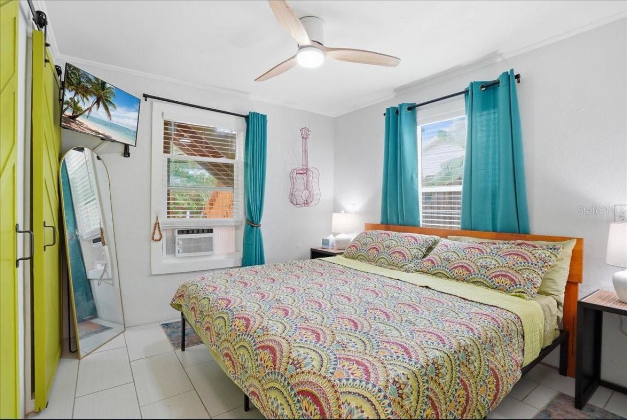 130 86th Terrace, Treasure Island, FL 33706 Photo