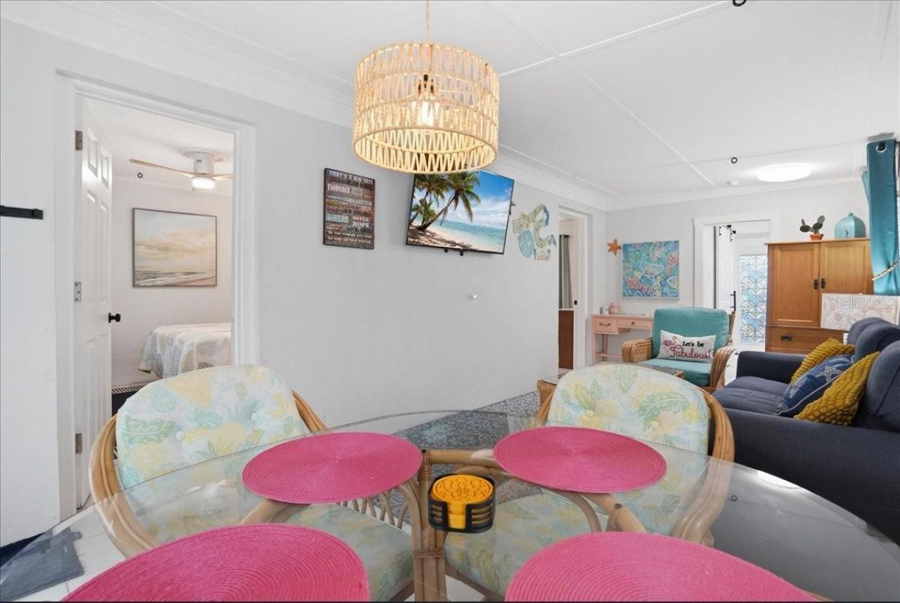 130 86th Terrace, Treasure Island, FL 33706 Photo