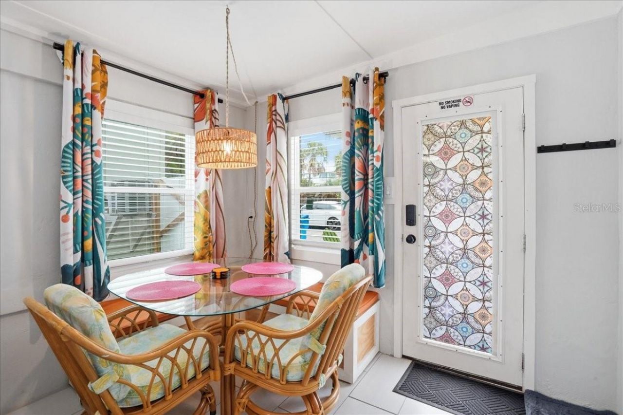 130 86th Terrace, Treasure Island, FL 33706 Photo
