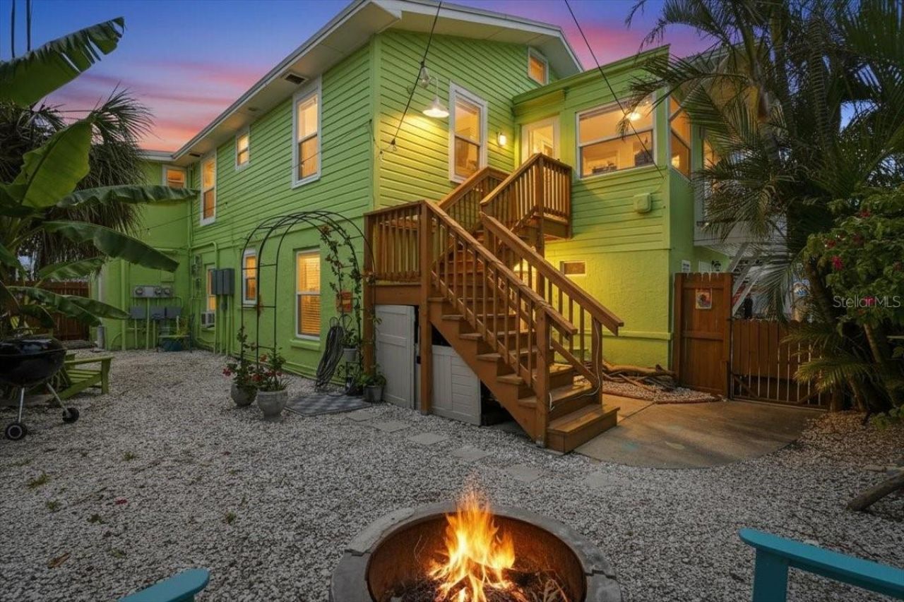 130 86th Terrace, Treasure Island, FL 33706 Photo