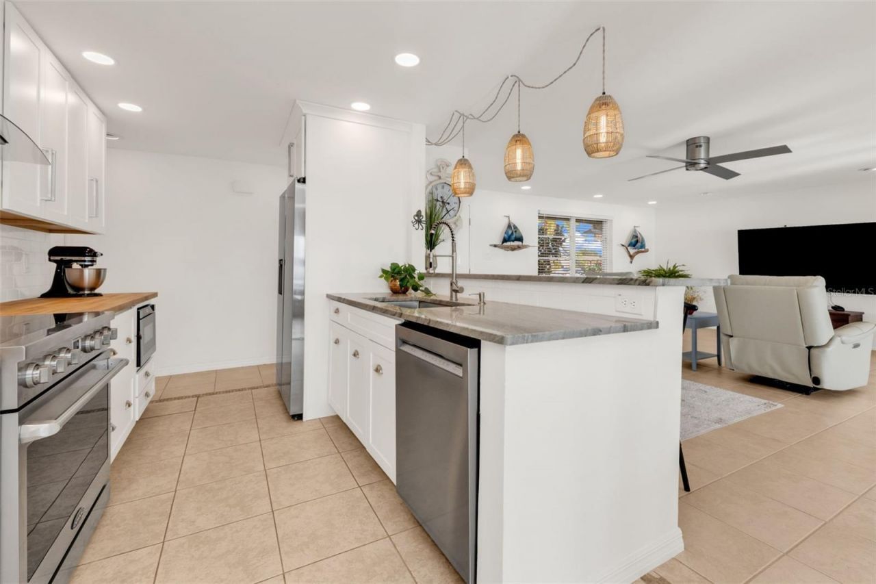 2308 Harbour Drive, Punta Gorda, FL 33983 Photo