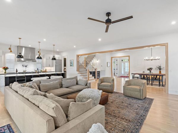 916 Acklen Ave , Nashville, TN 37203