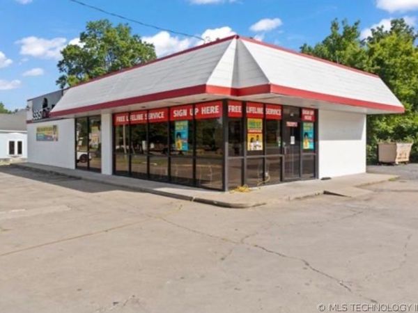 1119 W Okmulgee , Muskogee, OK 74401