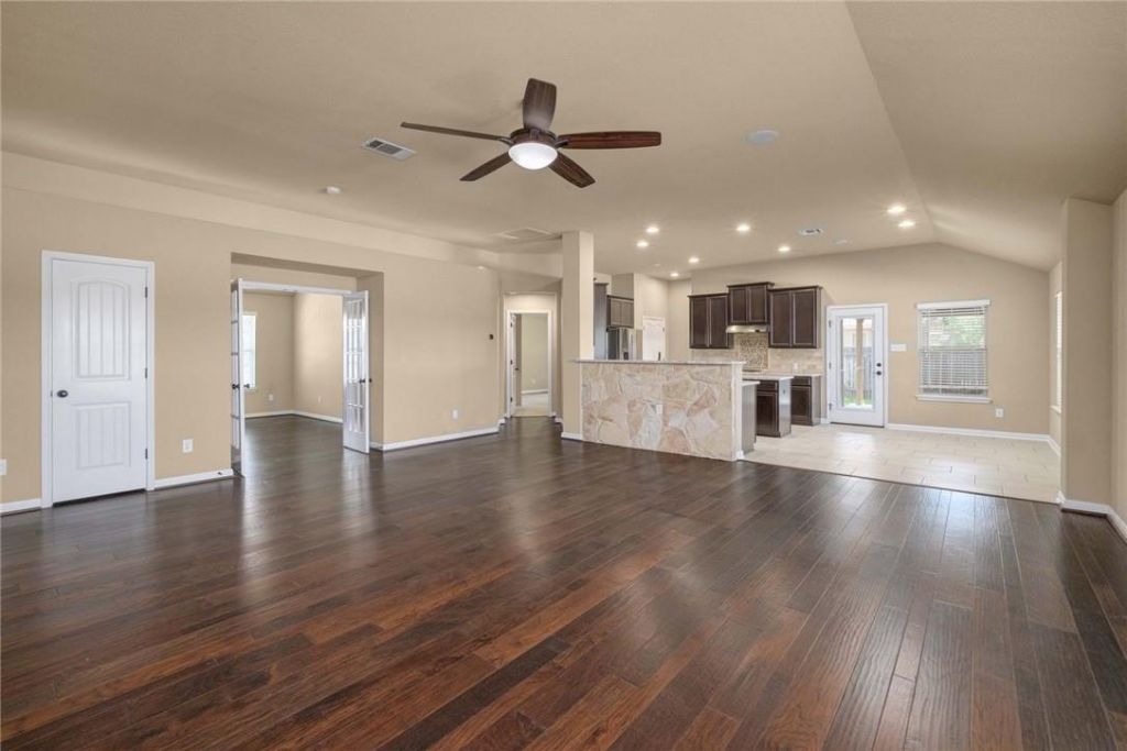 375 Enchanted Woods Trl, Buda, TX 78610 Main Photo