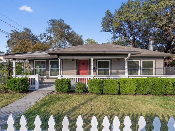 400 E Monroe ST, Austin, TX 78704