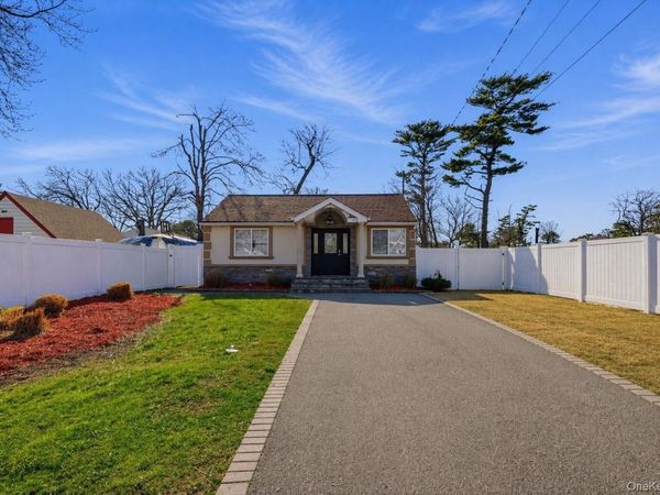 108 4th Street , Brentwood, NY 11717