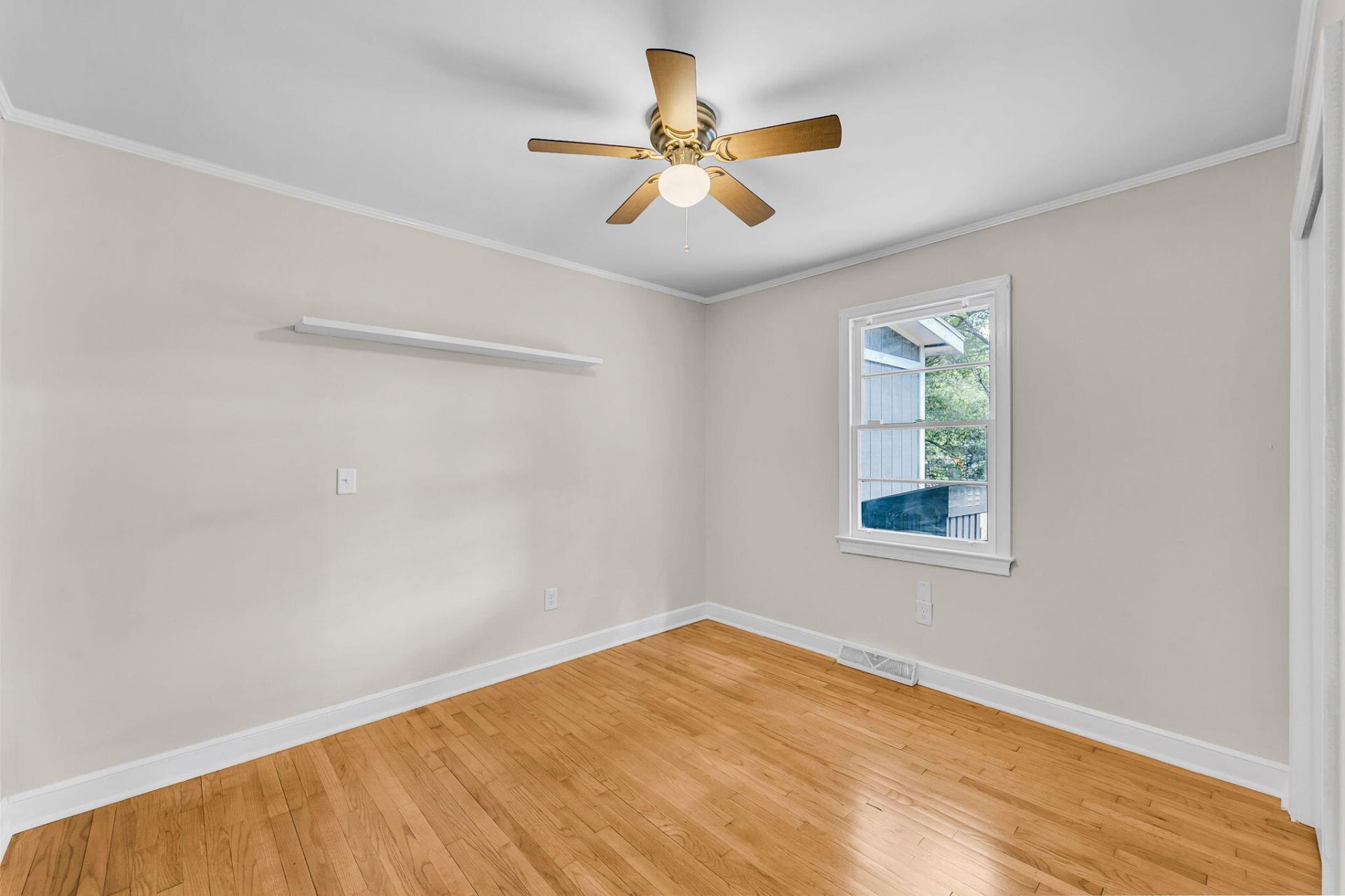 5622 Meadow Avenue Photo 13