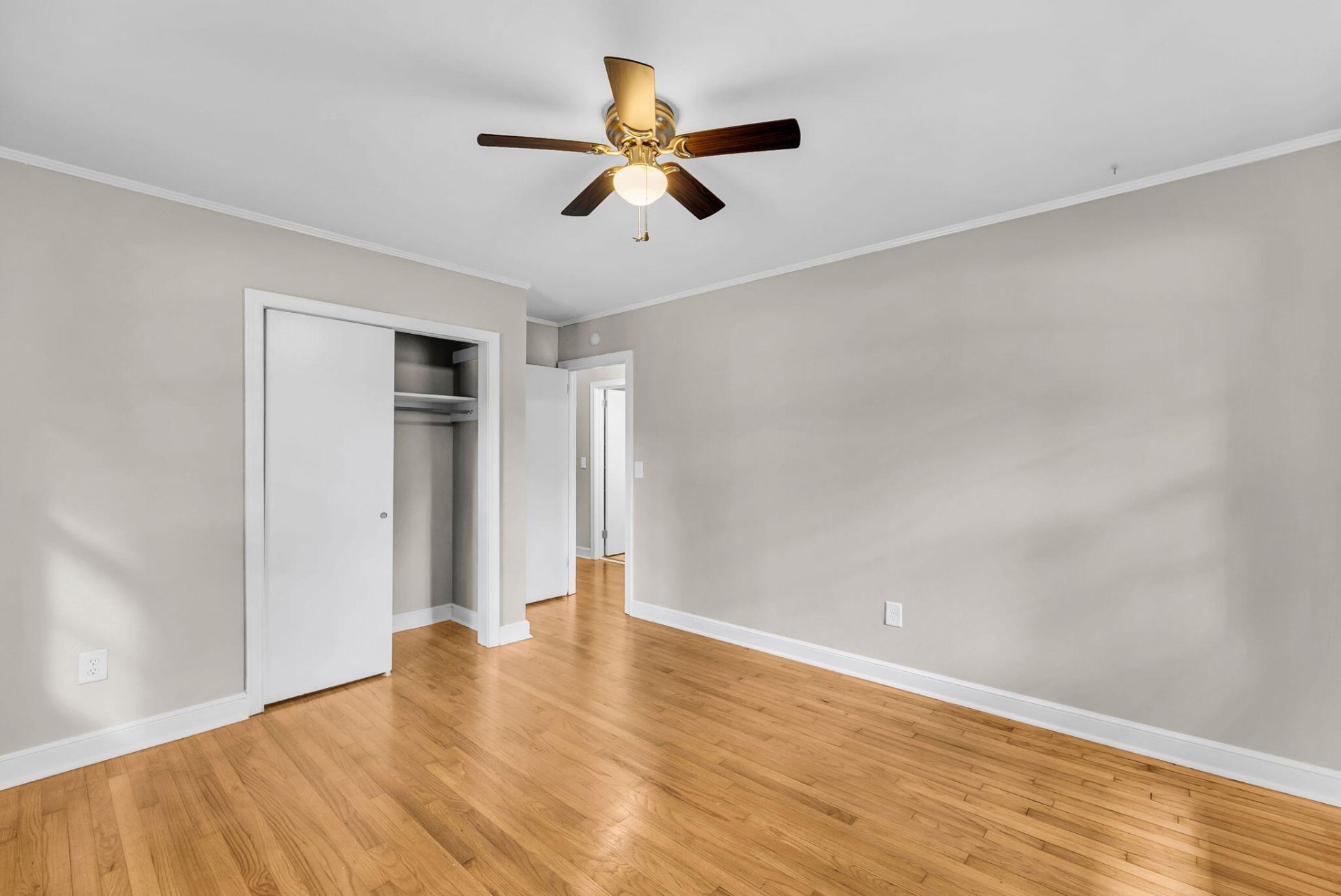 5622 Meadow Avenue Photo 18