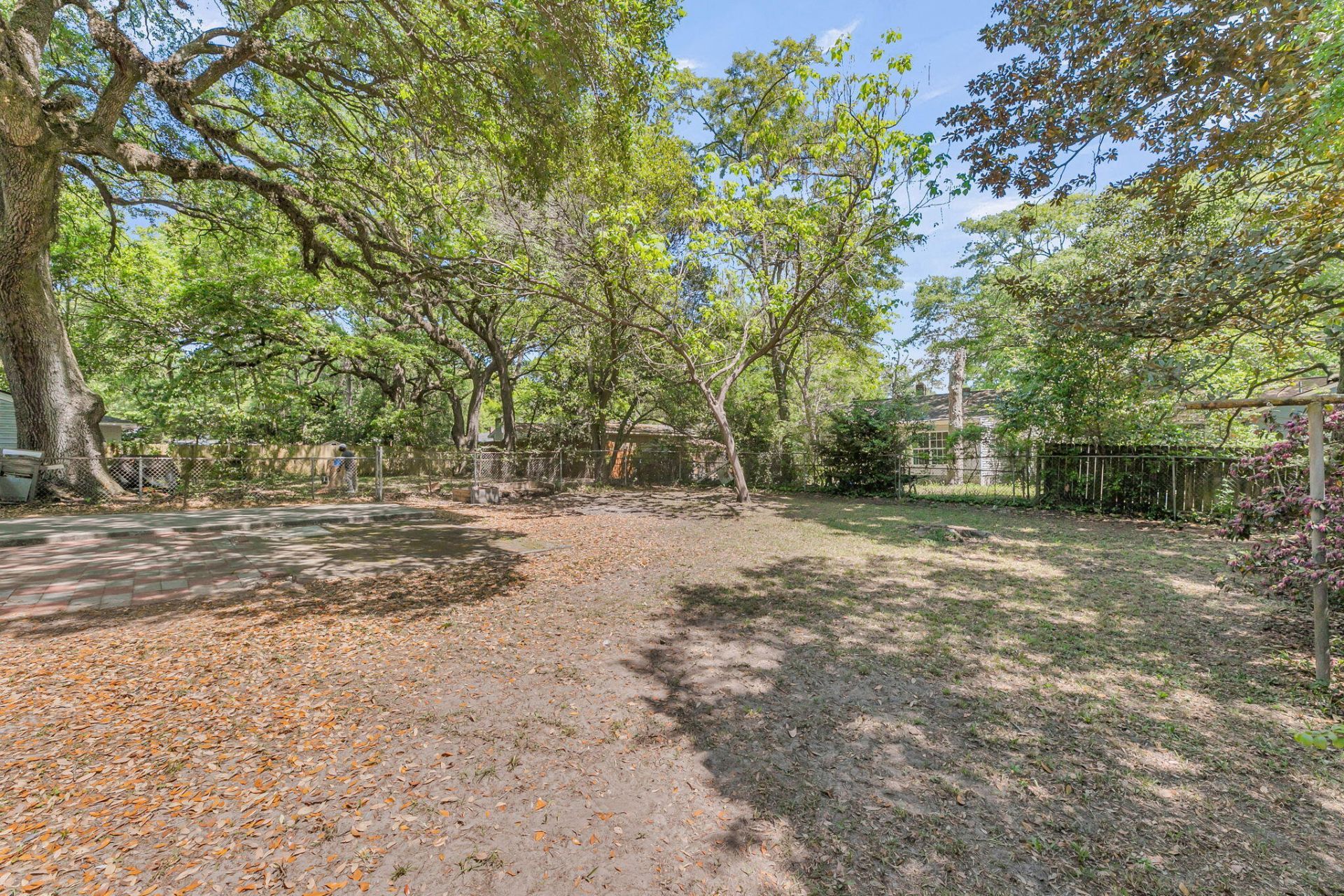 5622 Meadow Avenue Photo 24