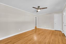 5622 Meadow Avenue photo 4